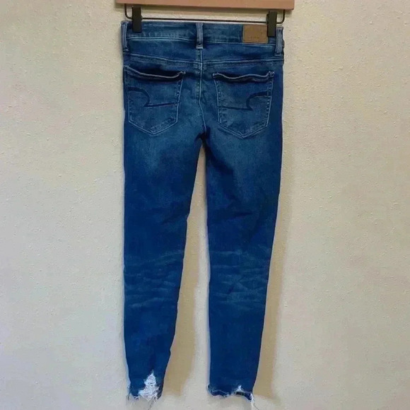 AMERICAN EAGLE Women’s Distressed Cropped Jeggings - Picture 5 of 10